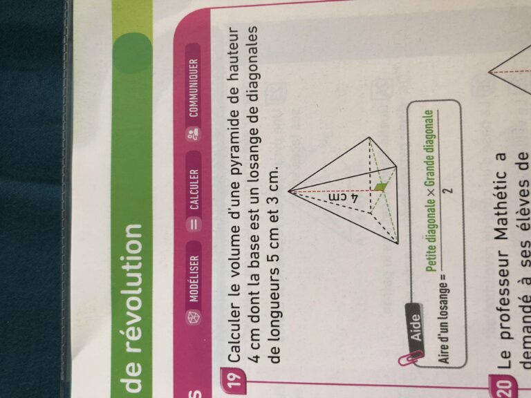 Calcul Volume dʼune pyramide base carrée