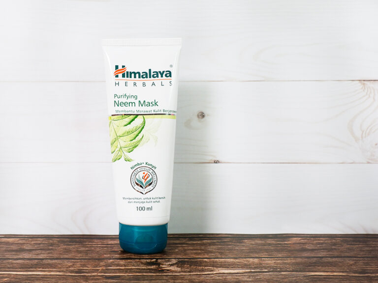 Jerawat Hilang dengan Masker Himalaya Herbal Neem!