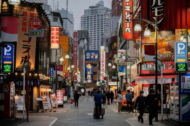 Estimasi Biaya Hidup di Jepang: Panduan Lengkap untuk Pelajar