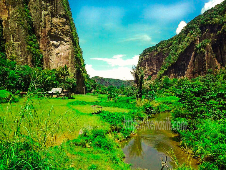 Terpesona oleh Keindahan Lembah Harau, Destinasi Wisata Sumatera Barat yang Mengagumkan